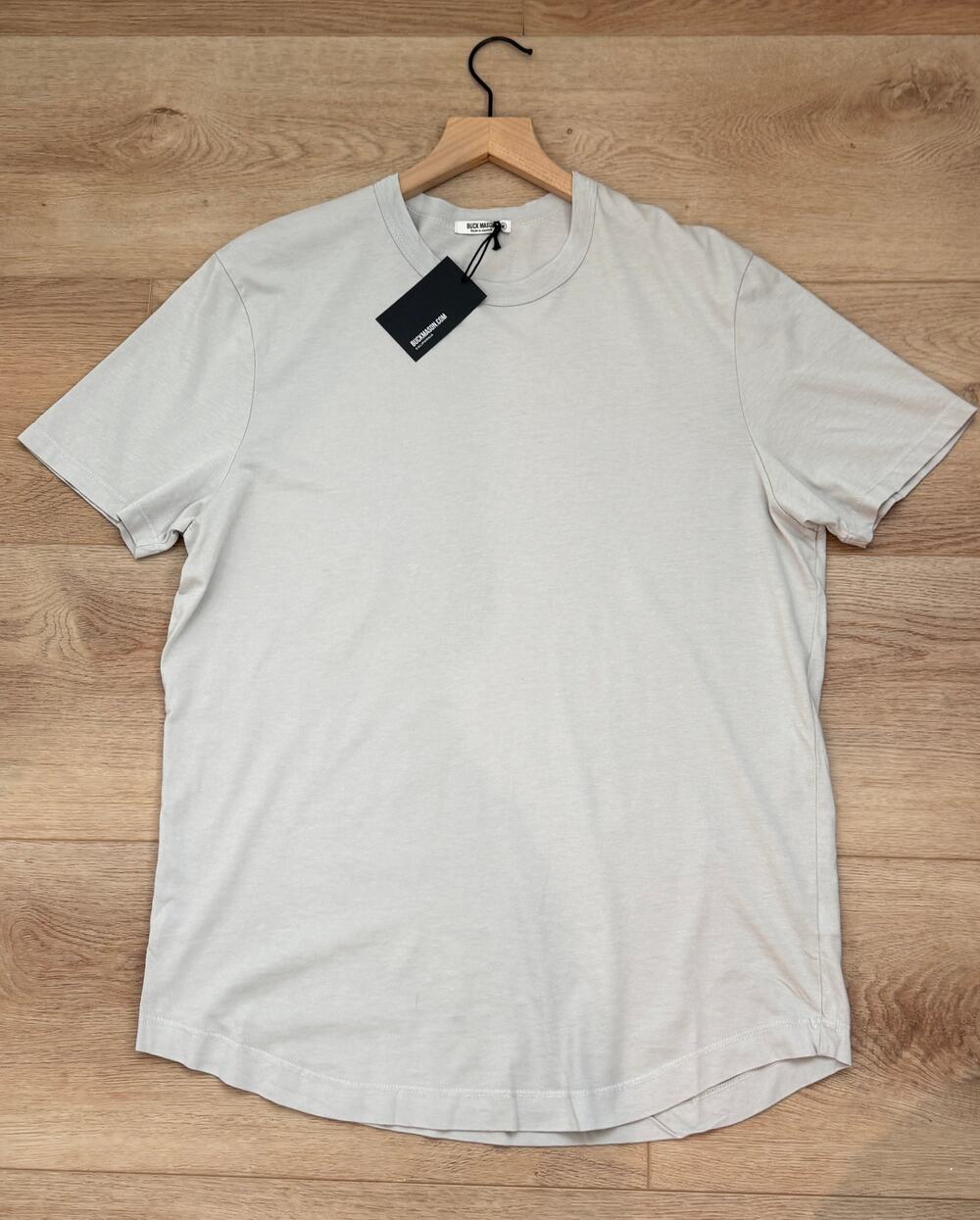 Buck Mason Pima Curved Hem T-Shirt Bone Size Medium NWT